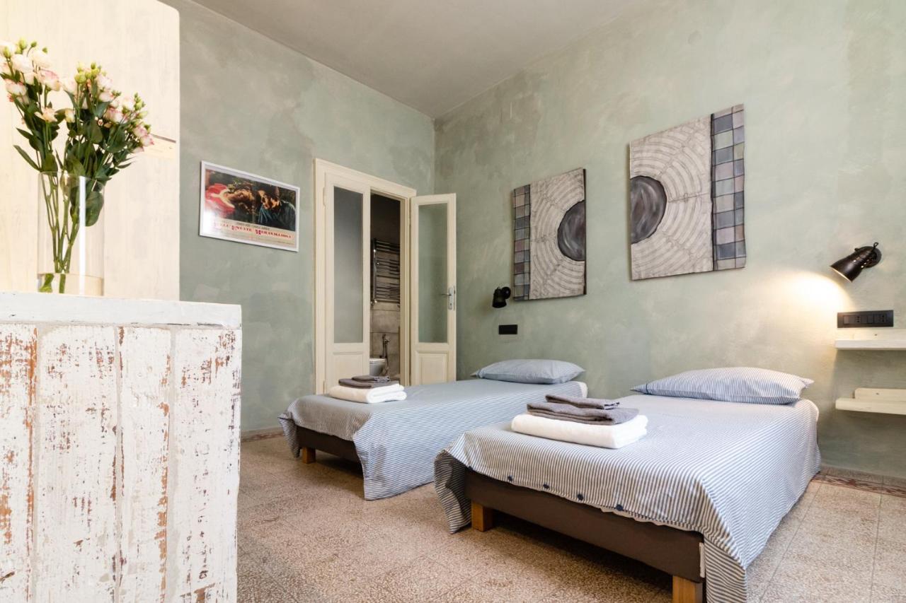 La Locanda Del Teatro Milano Exteriör bild
